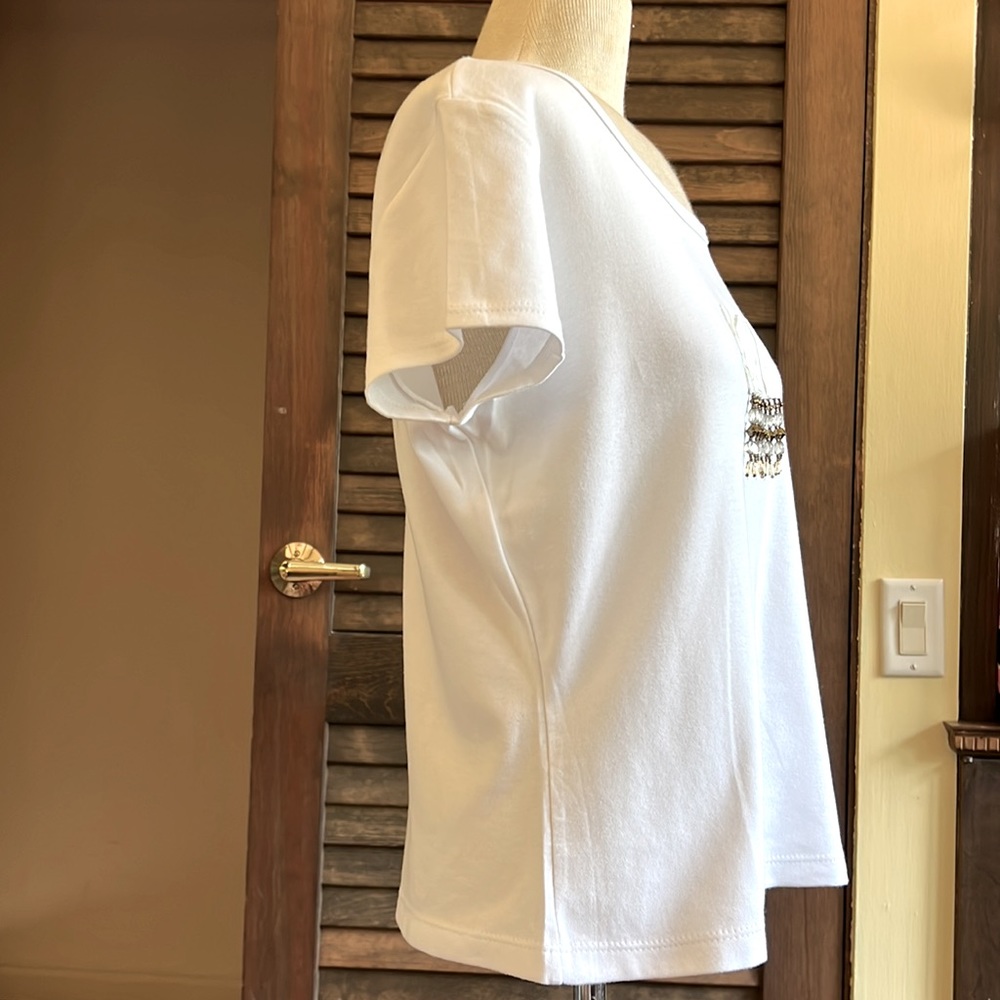 White with Sage Bead Detailed Tee - Picture 5 of 9